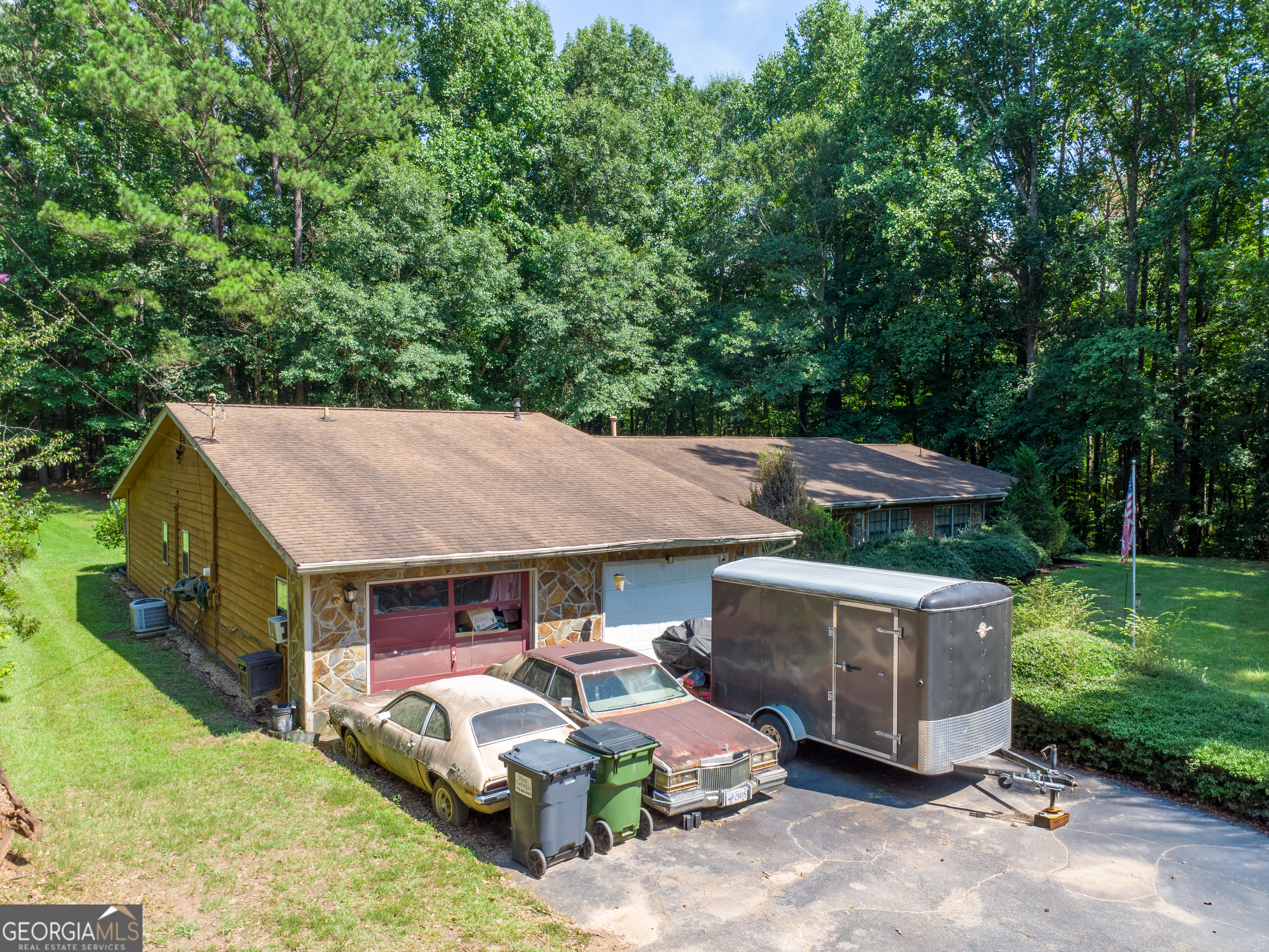 326 Ware Road Property Photo 3