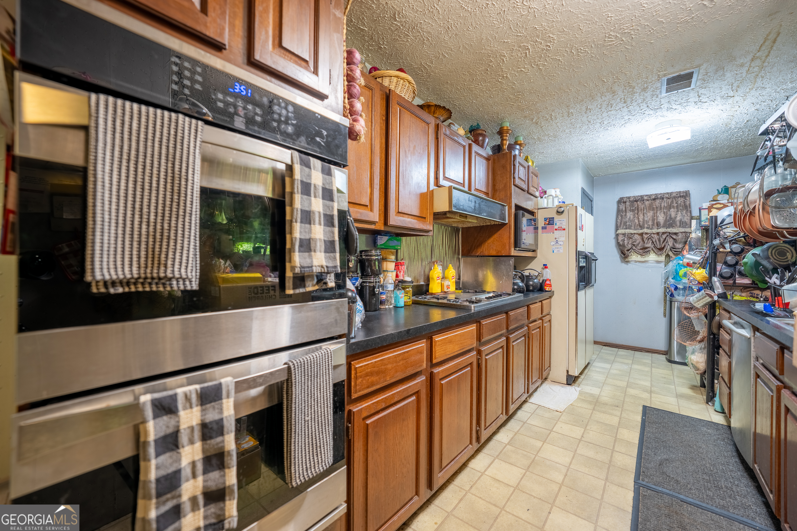 326 Ware Road Property Photo 13