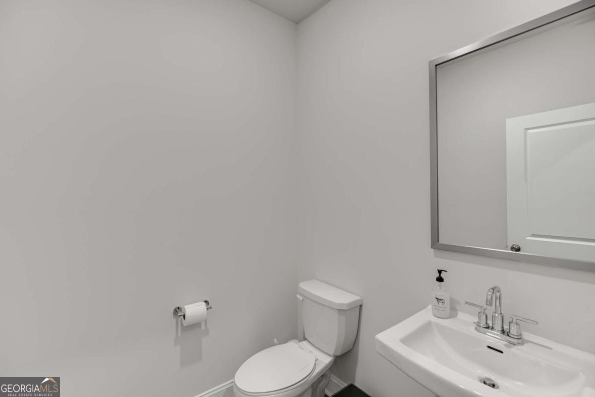 5960 Misty Hill Lane Property Photo 30