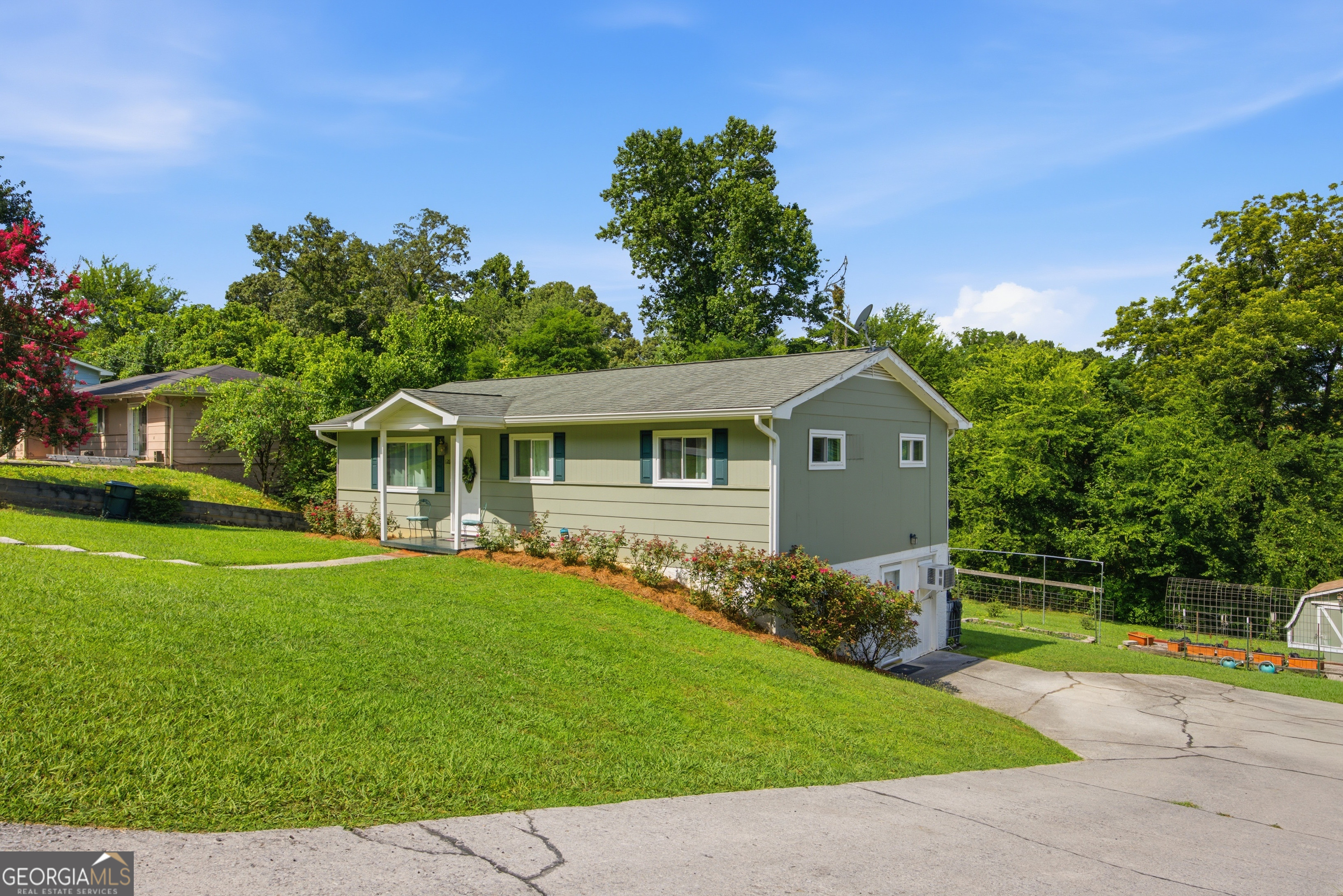 128 Sioux Trail Property Photo 3