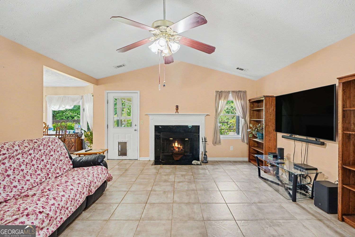 90 Dailey Walk Property Photo 7