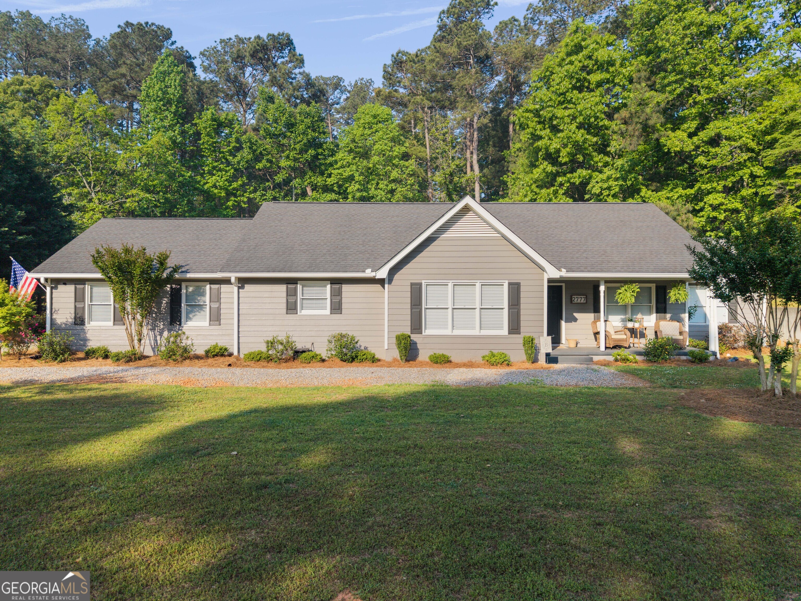 2777 Chickadee Drive Property Photo 2