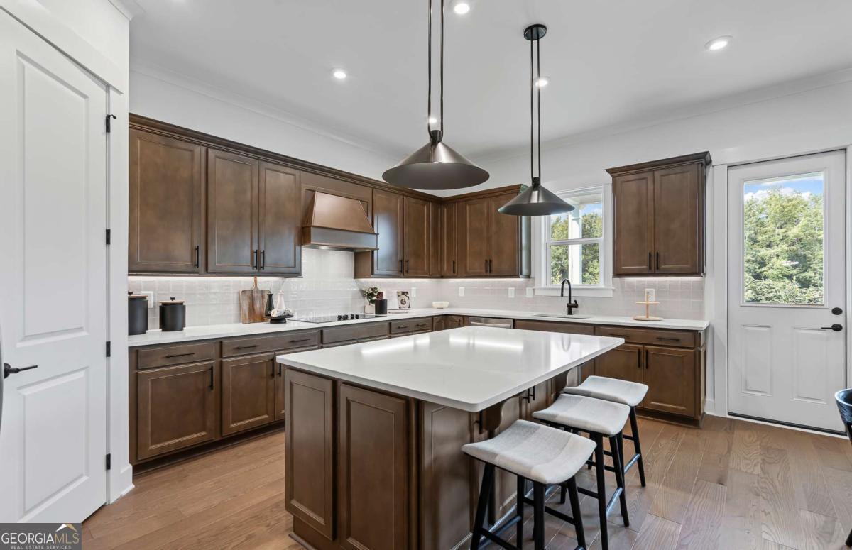 1073 Pine Valley Trail Property Photo 8