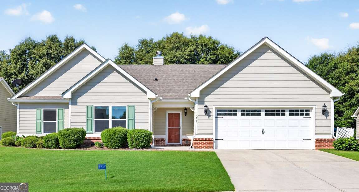 1239 Oak Springs Way