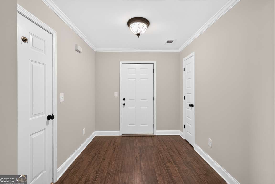 1239 Oak Springs Way Property Photo 7
