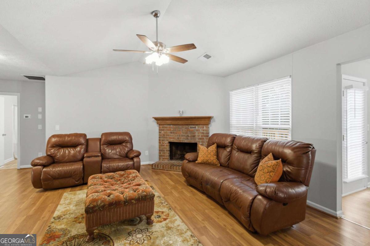 4281 E Meadow Drive Property Photo 4