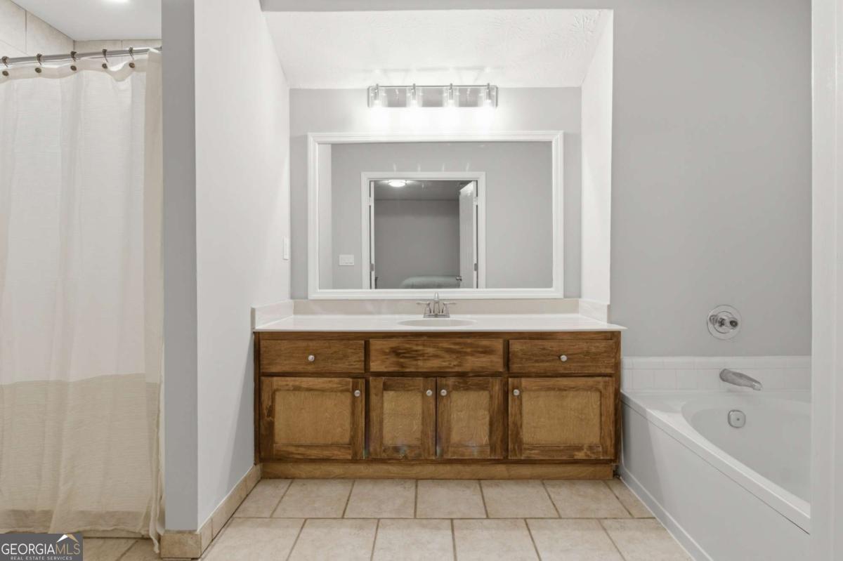 4281 E Meadow Drive Property Photo 18