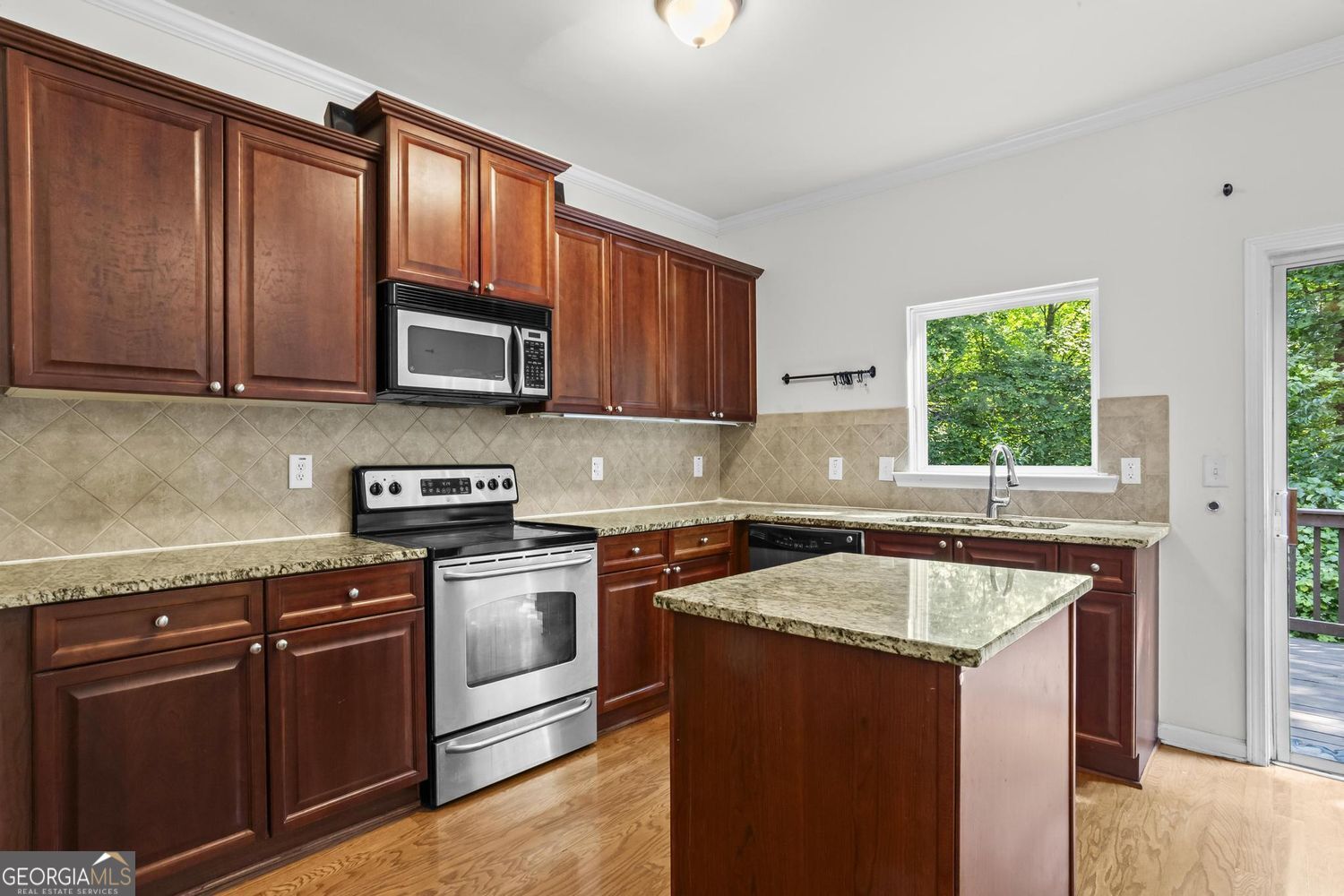 1425 Liberty Parkway Nw Property Photo 12