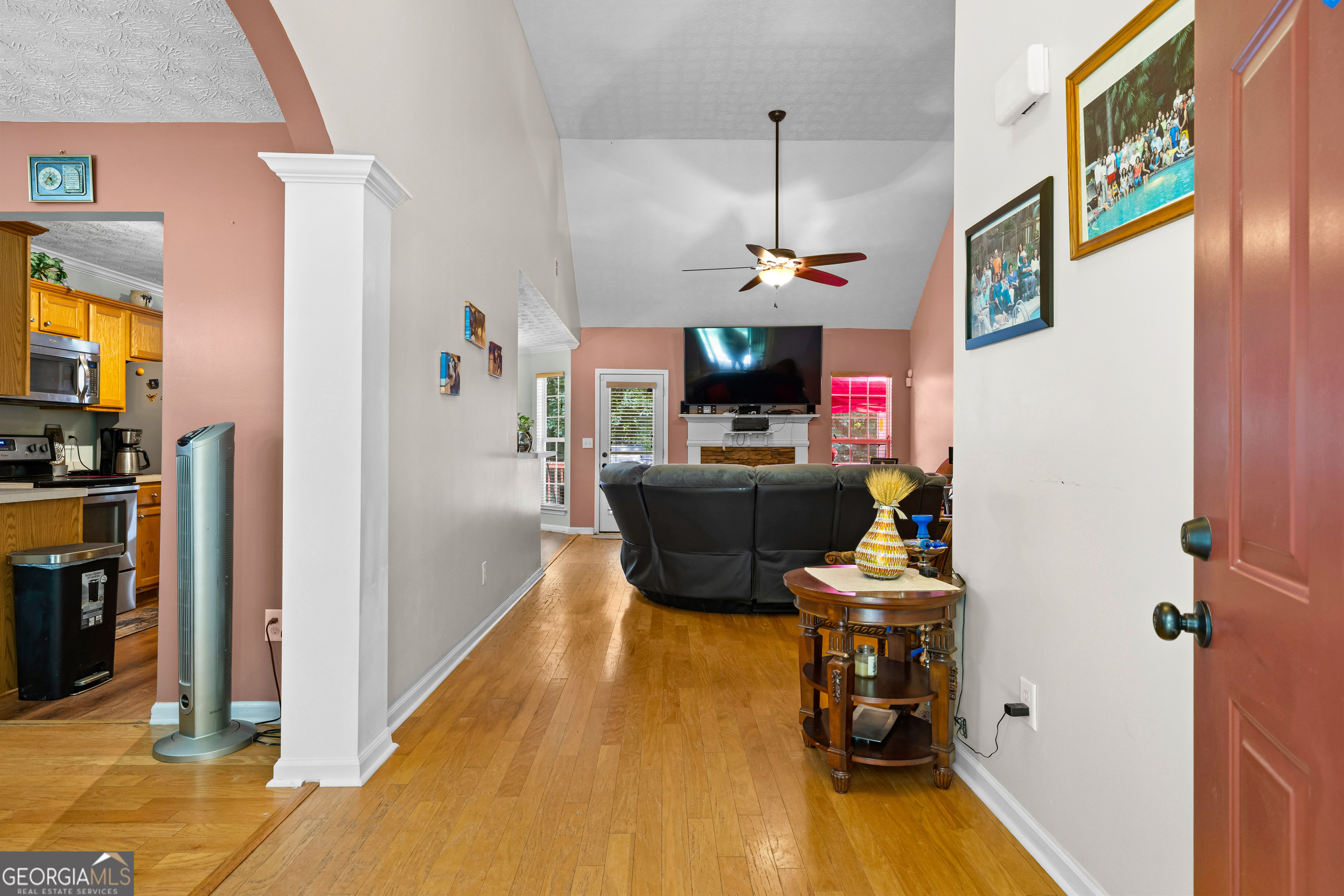 333 Cascade Court Property Photo 5
