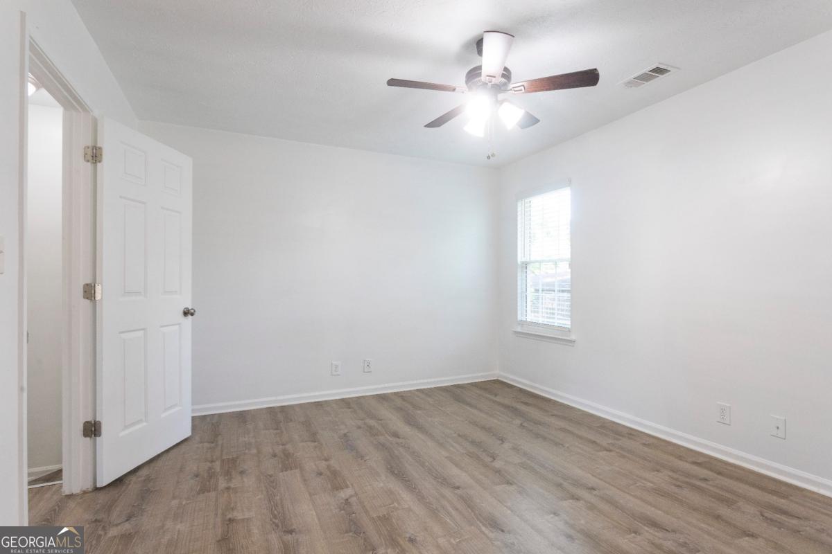 1585 Springleaf Point Se Property Photo 17