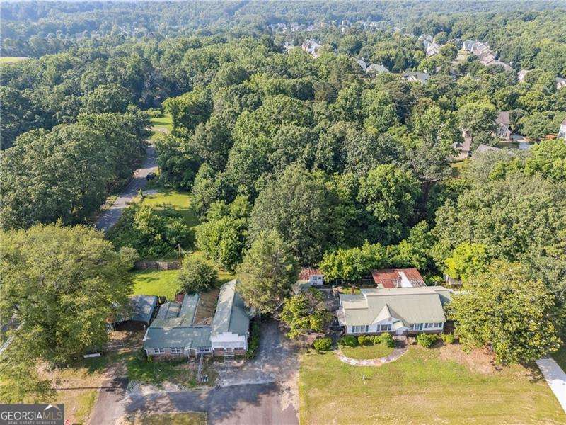4072 Cumming Highway Property Photo 5