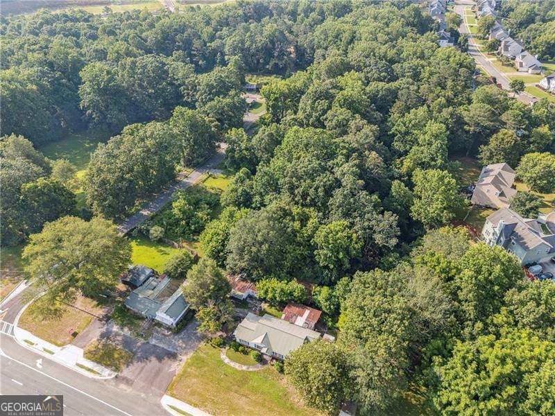 4072 Cumming Highway Property Photo 6