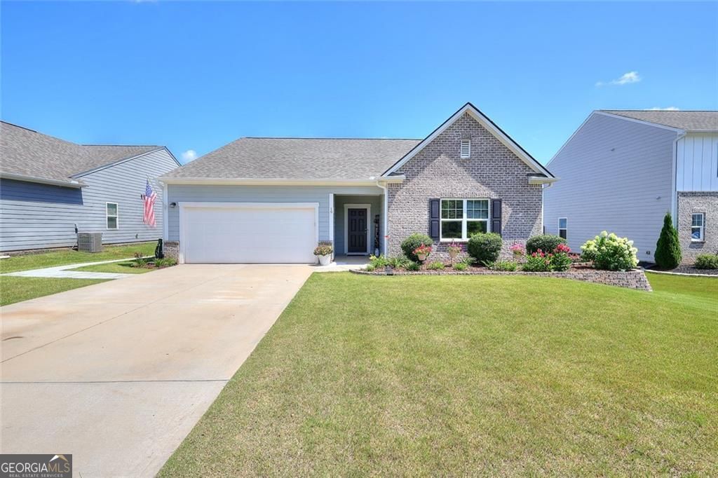 19 Mccall Way Property Photo 3