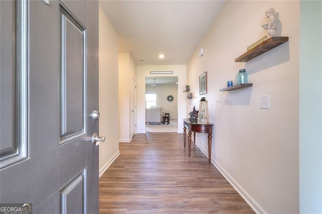 19 Mccall Way Property Photo 6