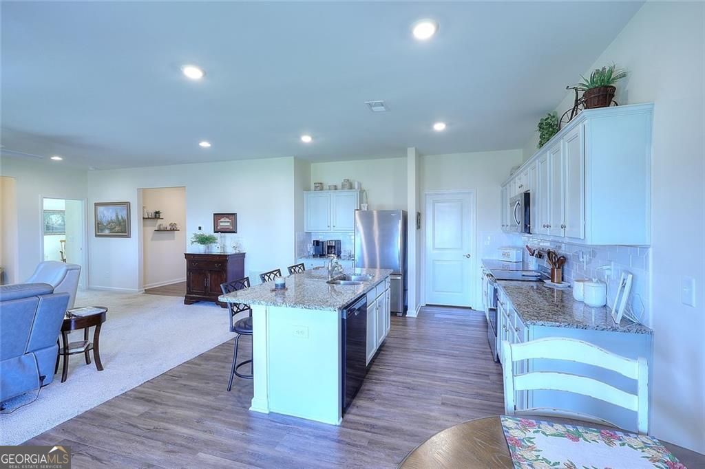 19 Mccall Way Property Photo 17