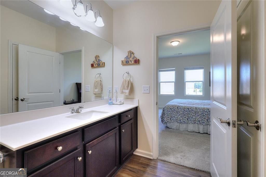 19 Mccall Way Property Photo 29