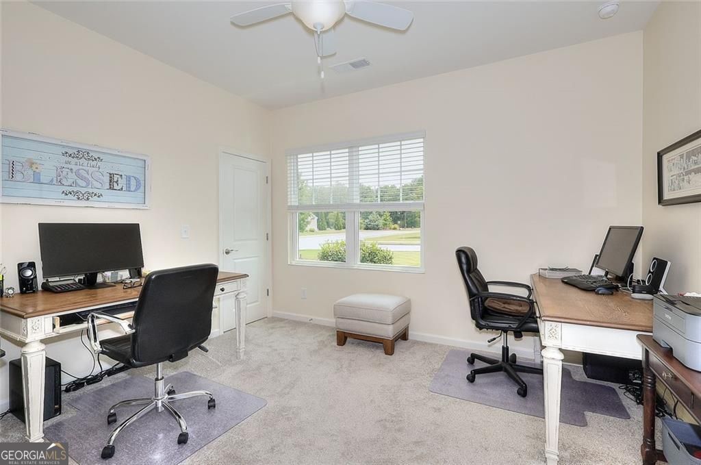 19 Mccall Way Property Photo 36