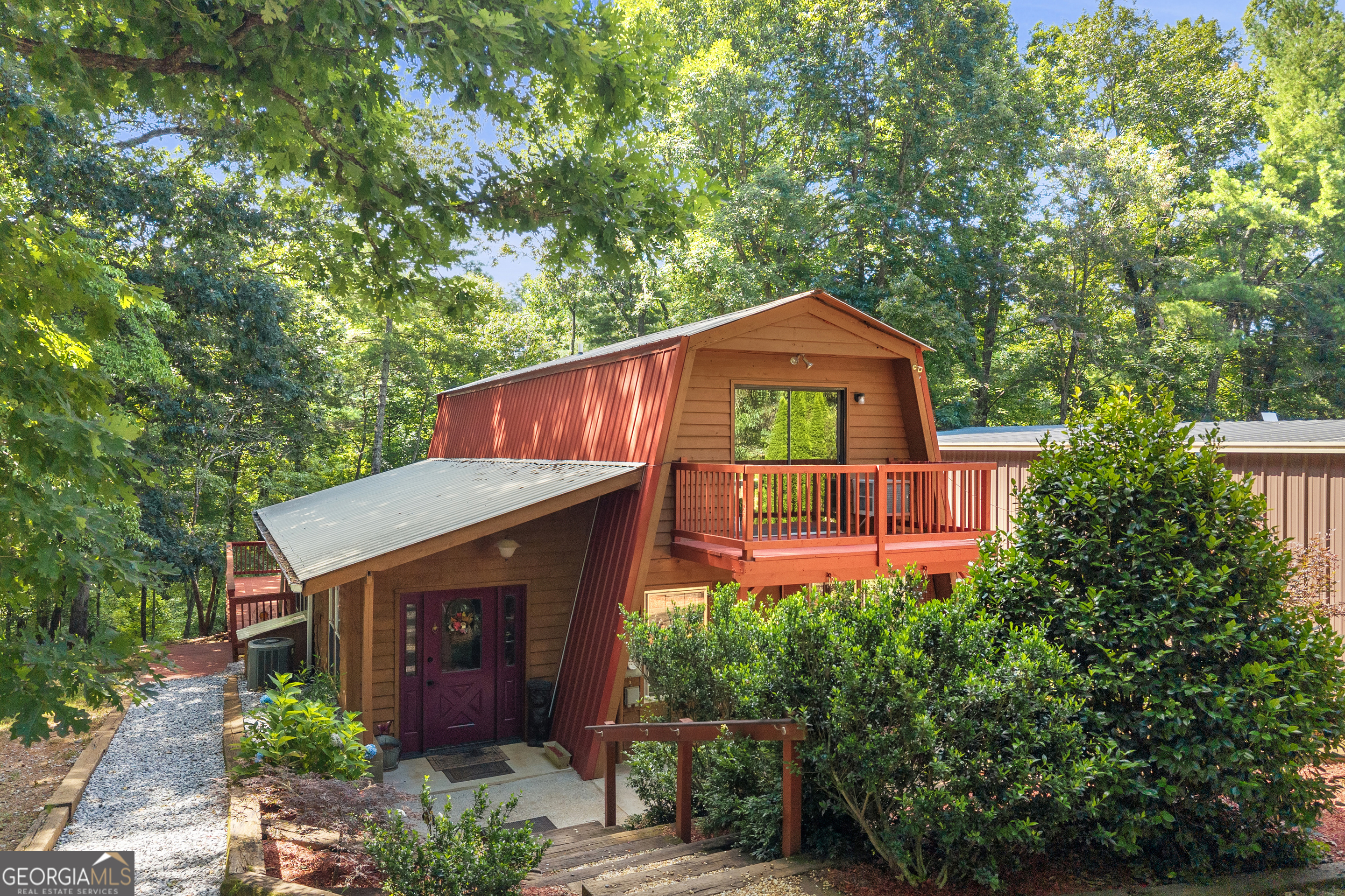 38 Morwood Valley Trail Property Photo 1