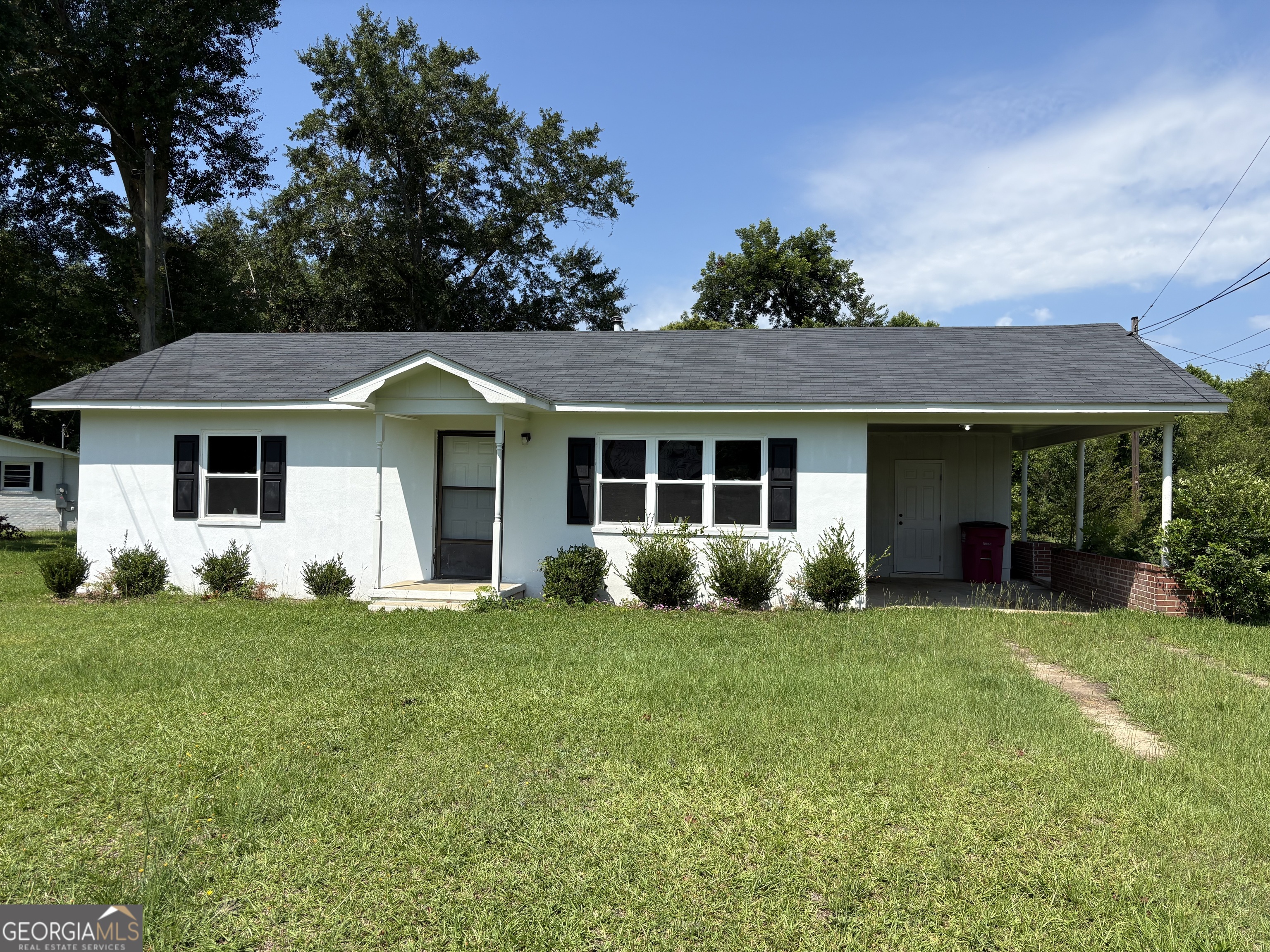 400 Zeta Street Property Photo 1