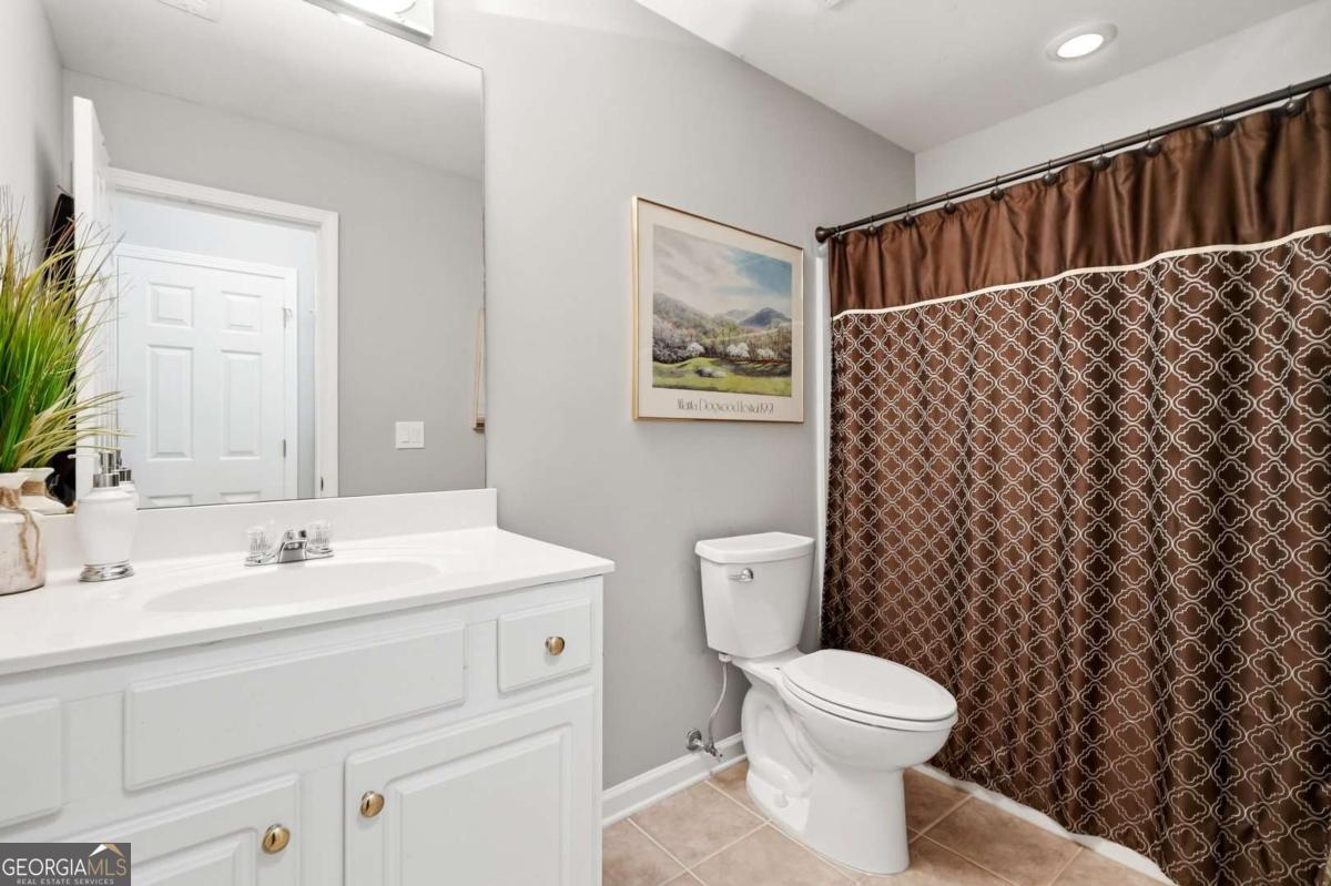 43 Hall Manor Property Photo 15