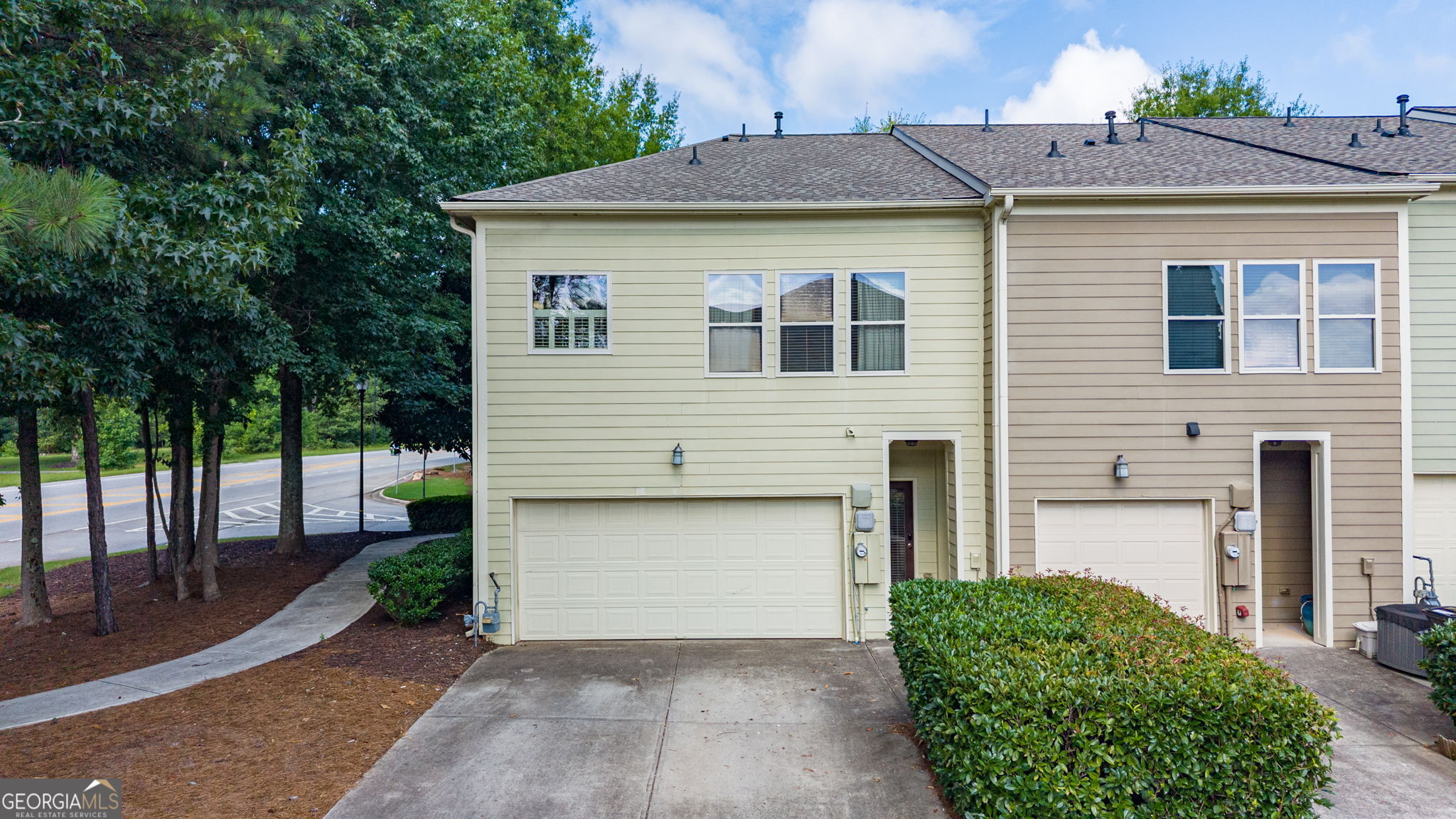 9938 Mancunian Way Property Photo 14