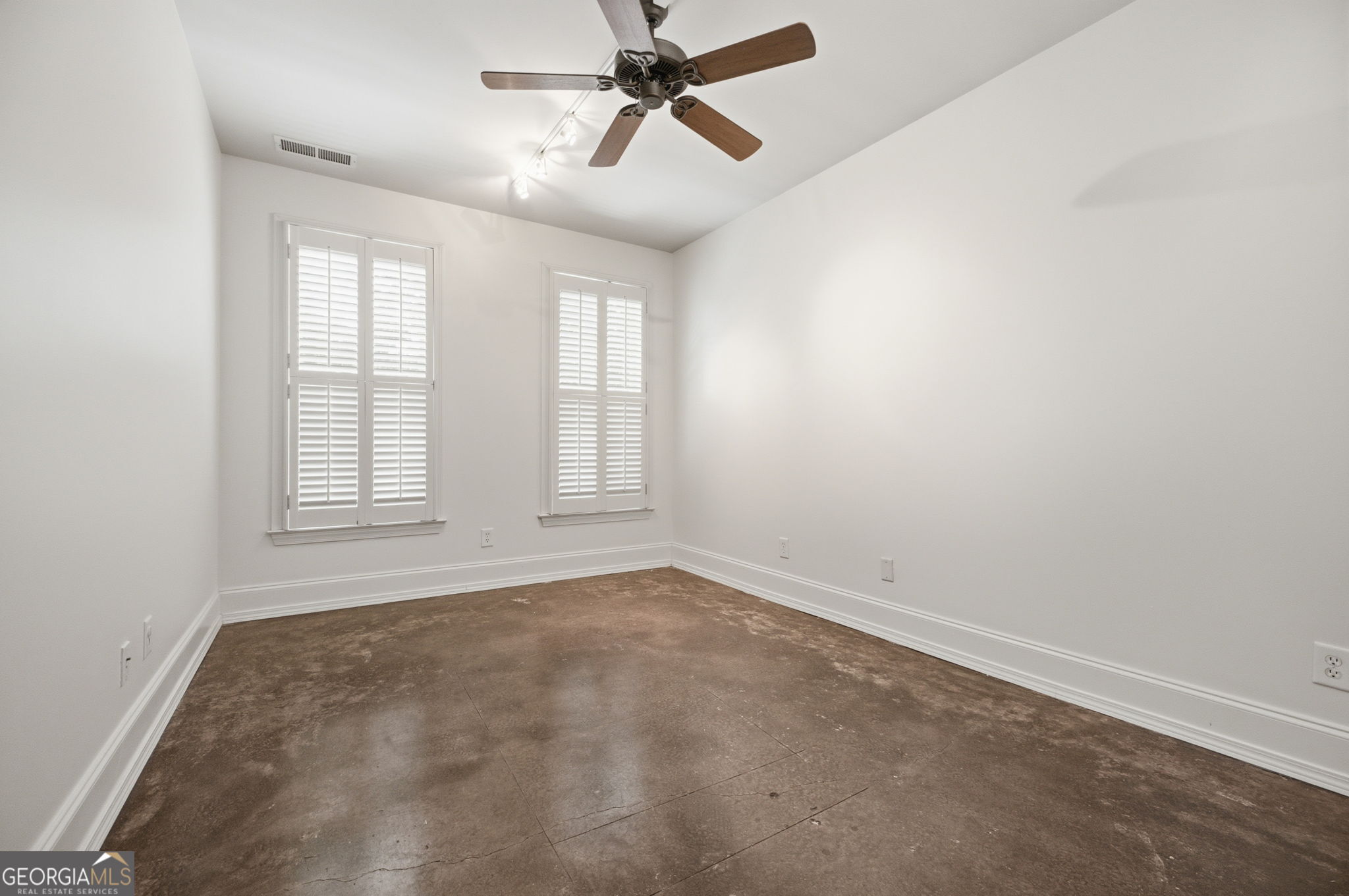 69 Honour Avenue Nw Property Photo 21