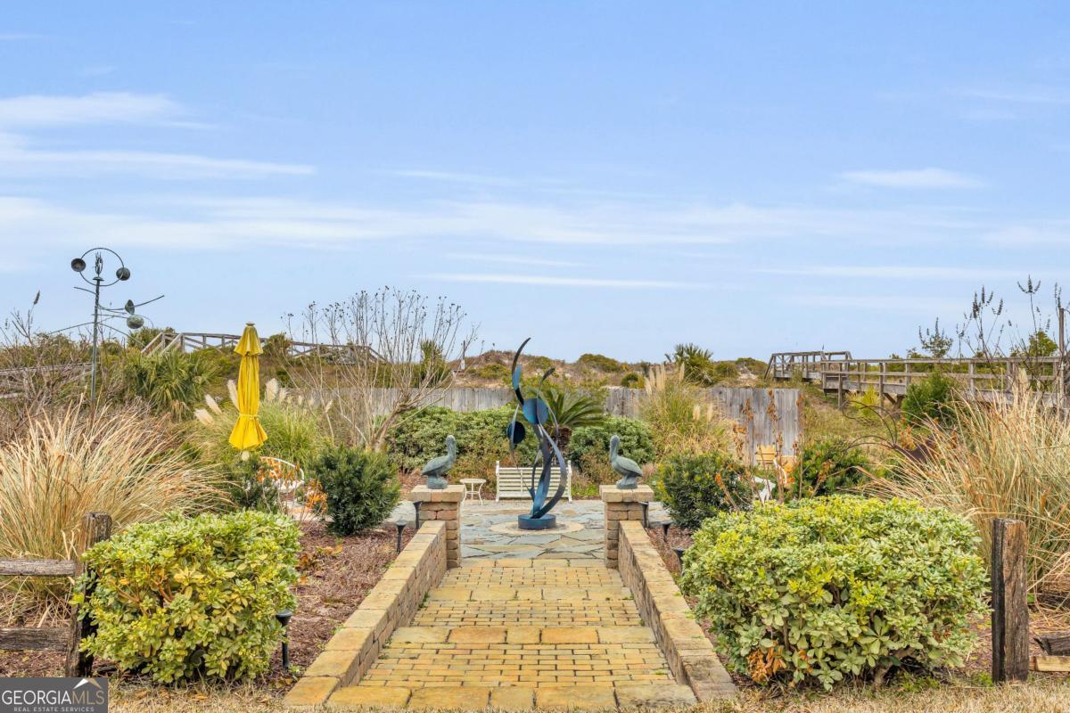 4 Northshore Drive Property Photo 3