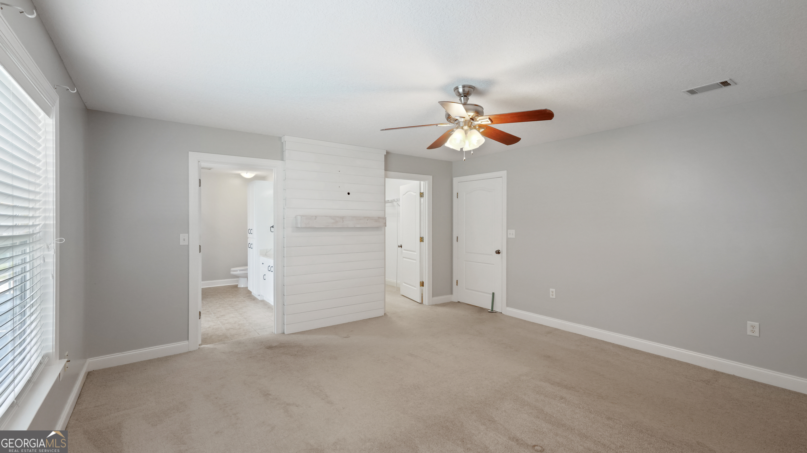 415 Walter Street Property Photo 26