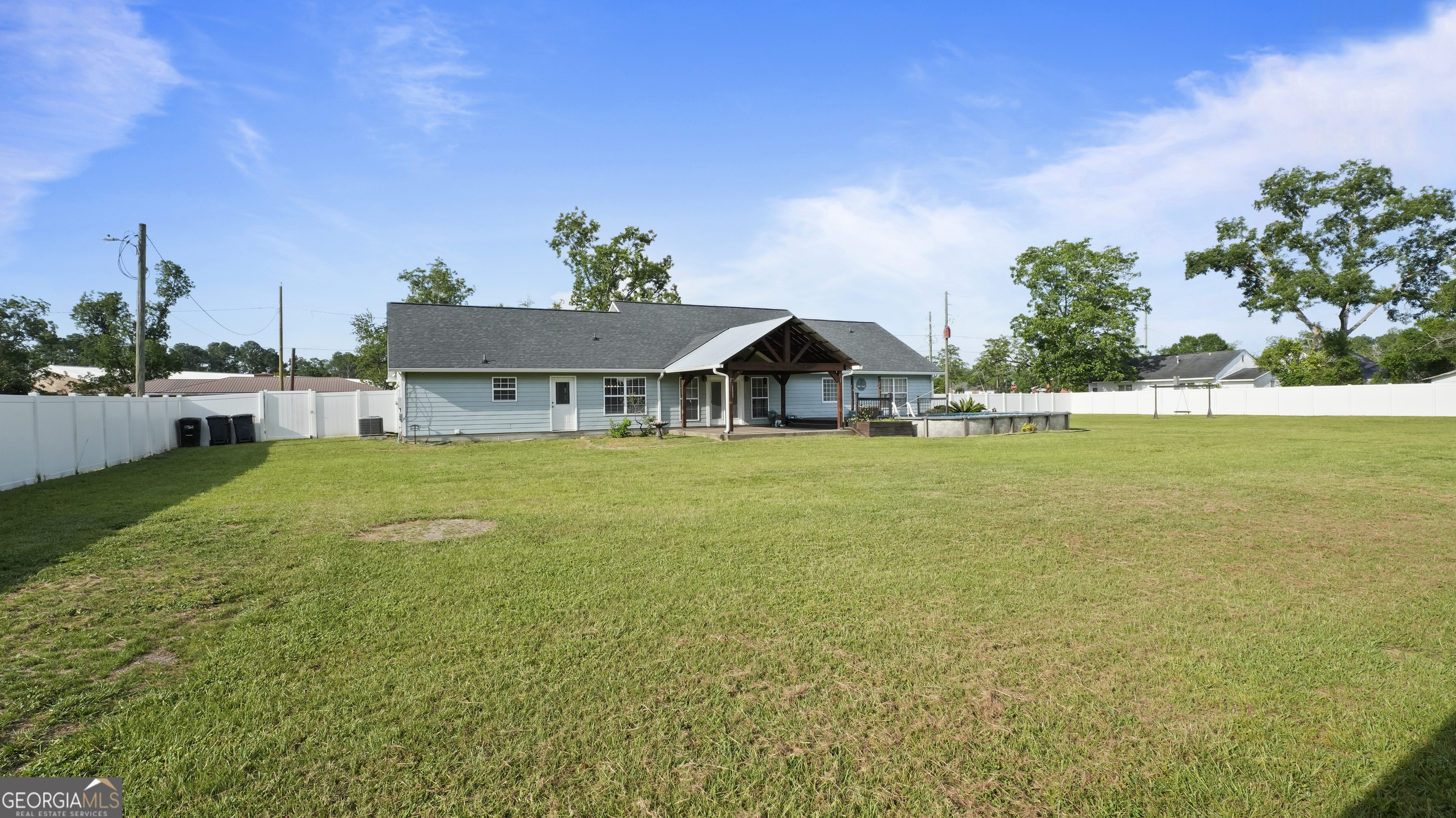 415 Walter Street Property Photo 48