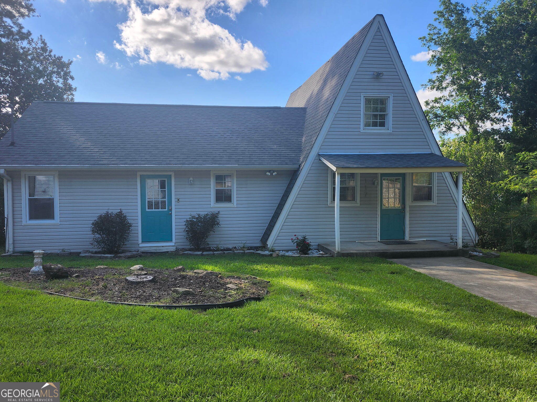 117 N Hickory Drive Property Photo 1