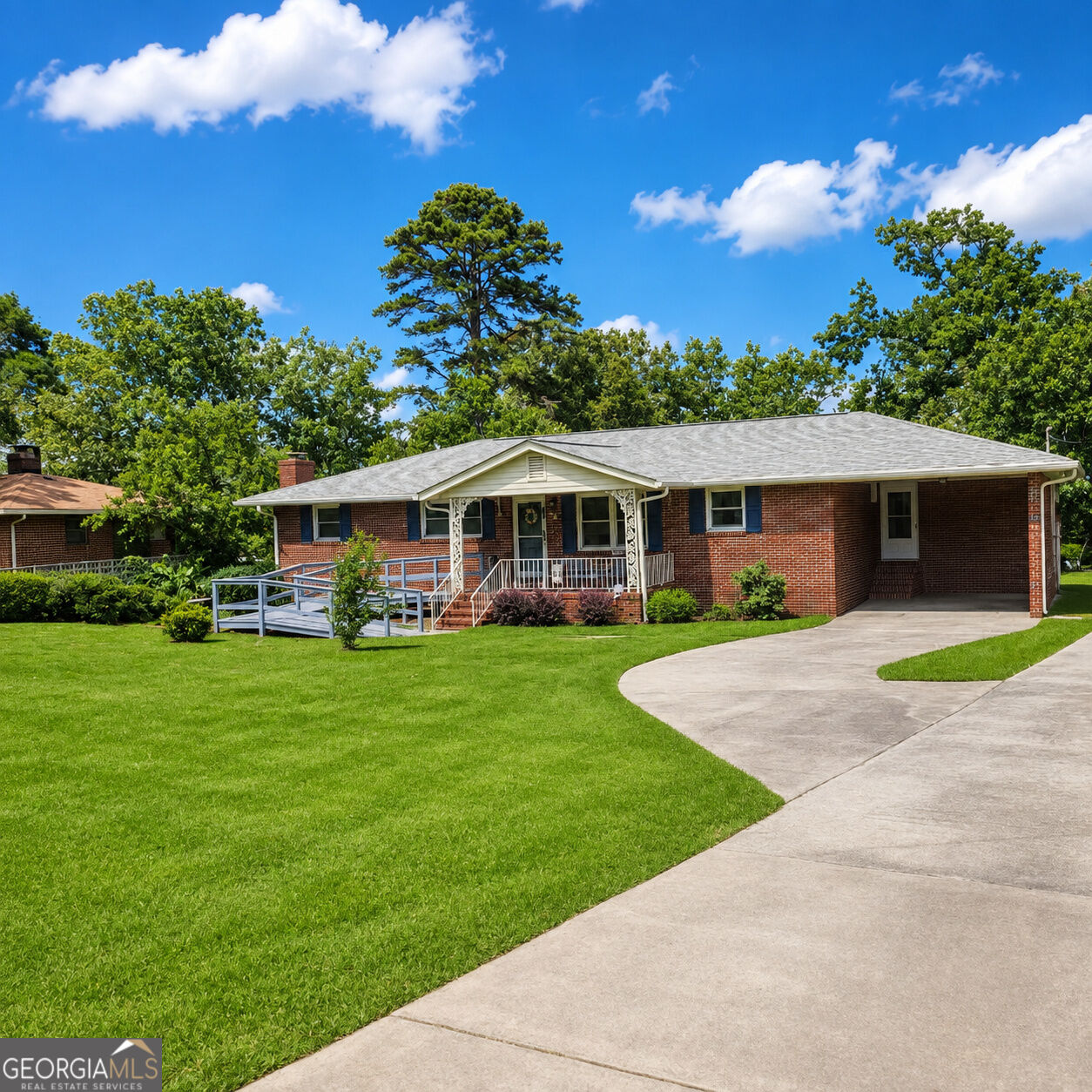116 Maple Drive Property Photo 1