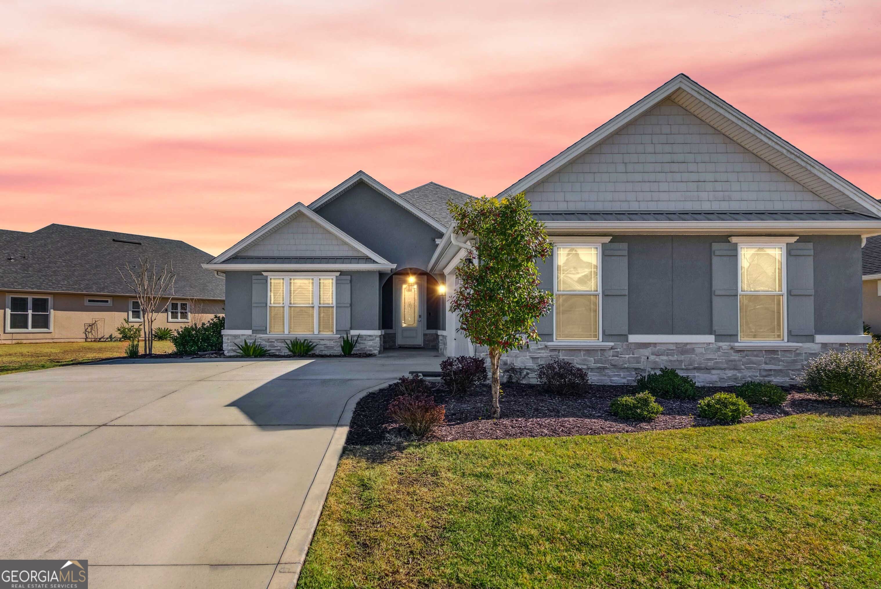 134 Amanda Trace Property Photo 1