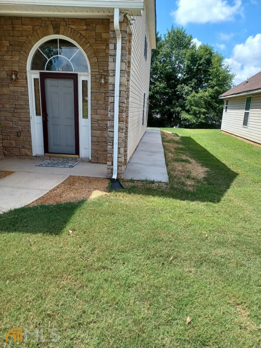 1821 Dalton Way Property Photo 2