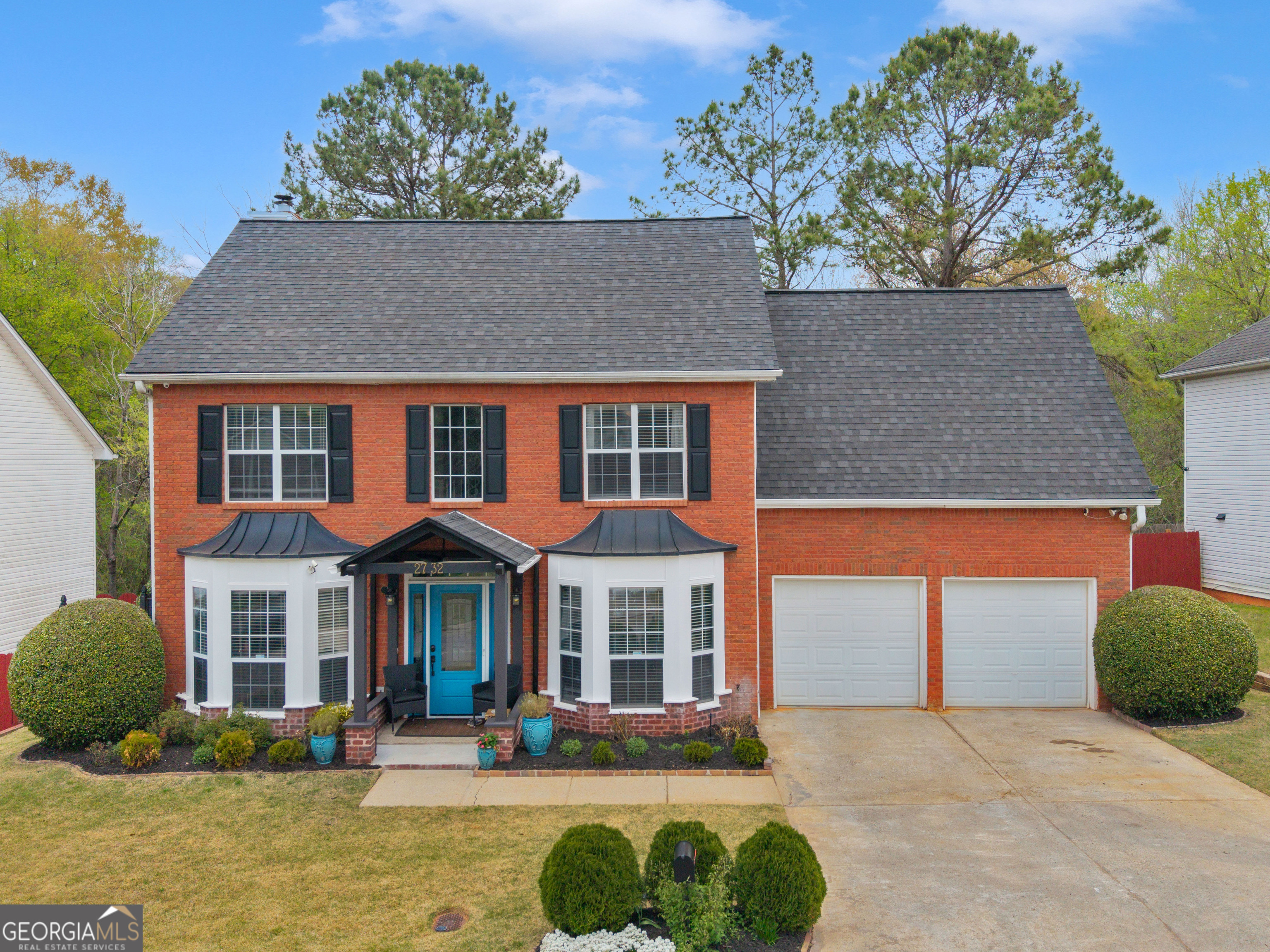 2732 River Tree Drive Property Photo 1
