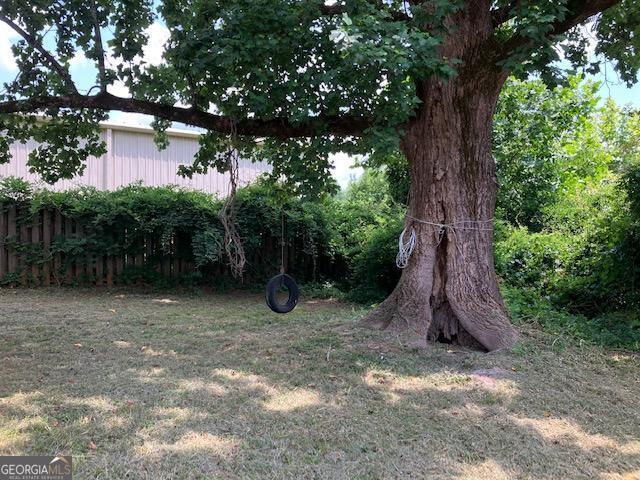 208 Manley Road Property Photo 4