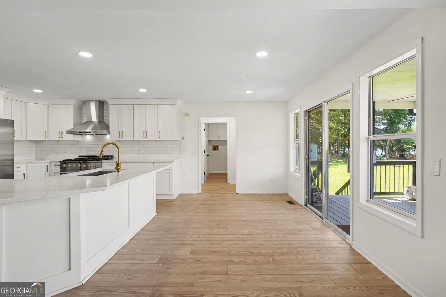 1229 Park Place Drive Property Photo 15