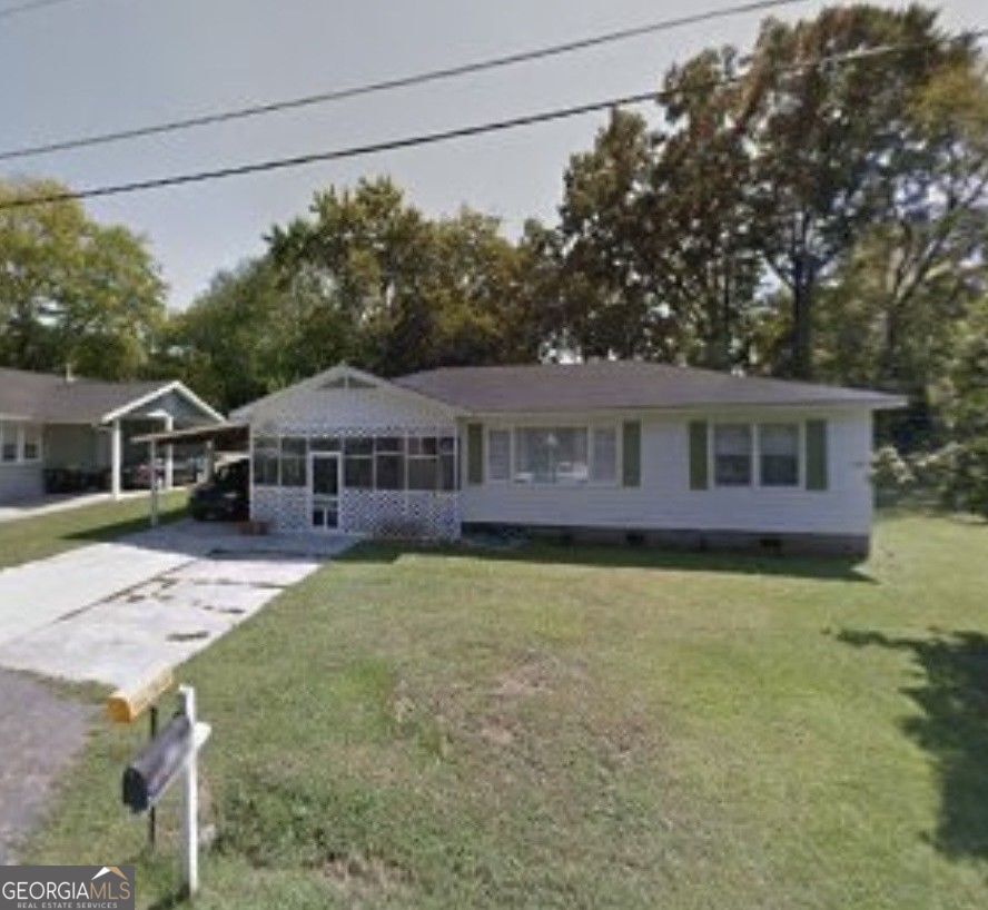 120 Reynolds Street Ne Property Photo 1