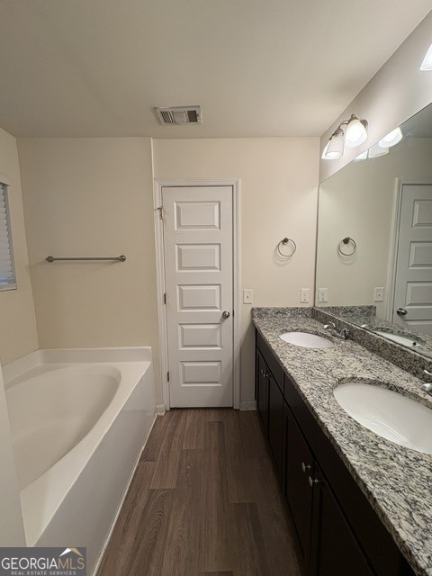 661 Carlton Pointe Drive # 9 Property Photo 4