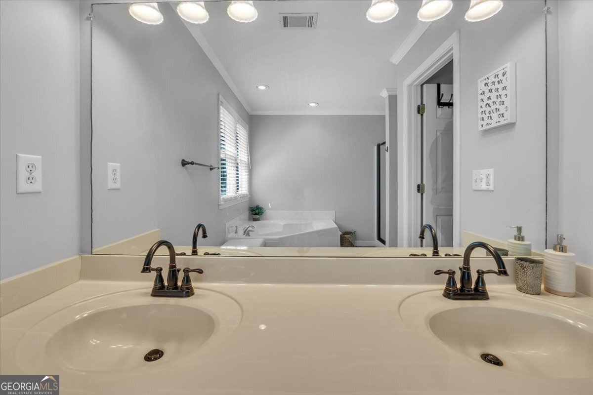 1251 South Trace Property Photo 45