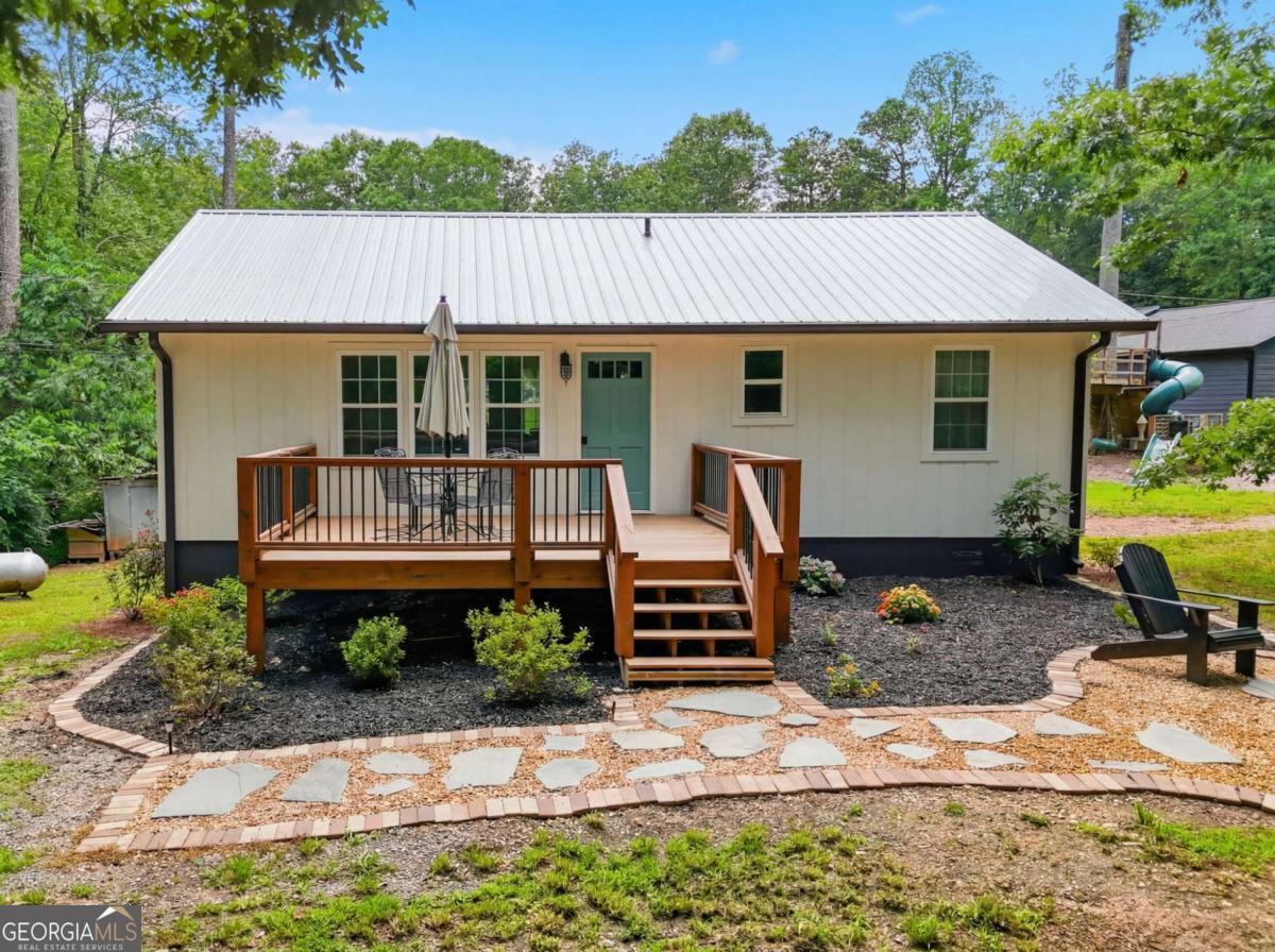 299 E Price Creek Road Property Photo 2