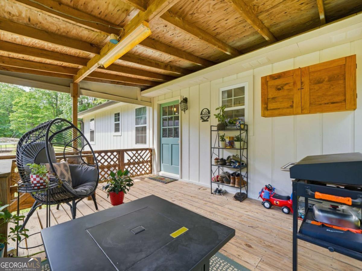 299 E Price Creek Road Property Photo 27