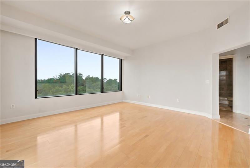 2828 Peachtree Road Nw # 801 Property Photo 4