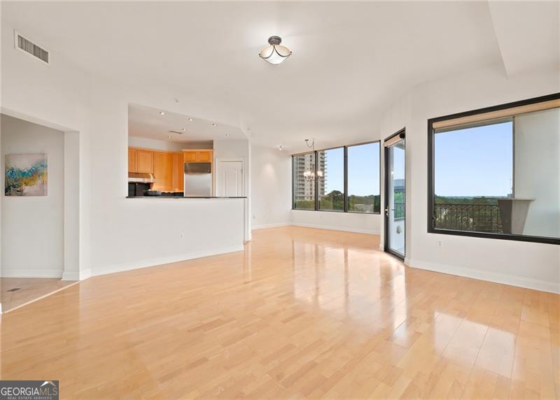 2828 Peachtree Road Nw # 801 Property Photo 5