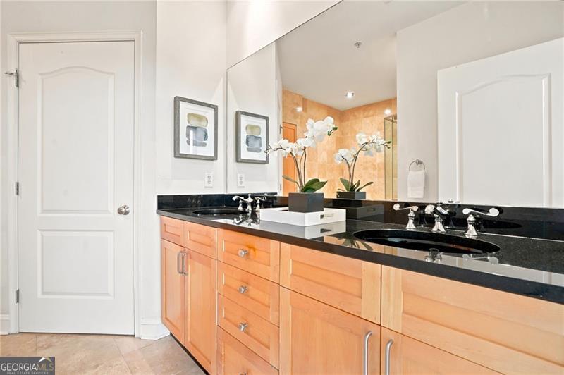 2828 Peachtree Road Nw # 801 Property Photo 19