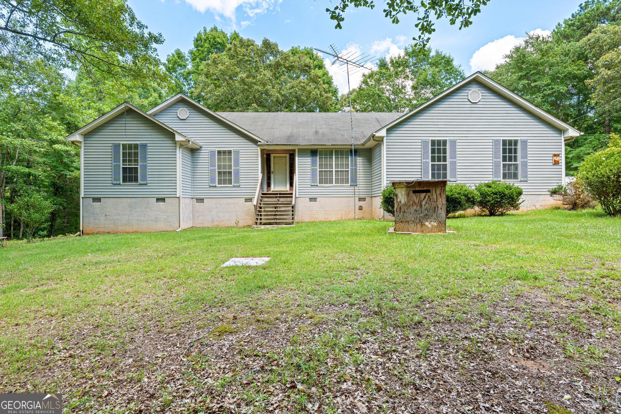 2605 Rehoboth Road Property Photo 1