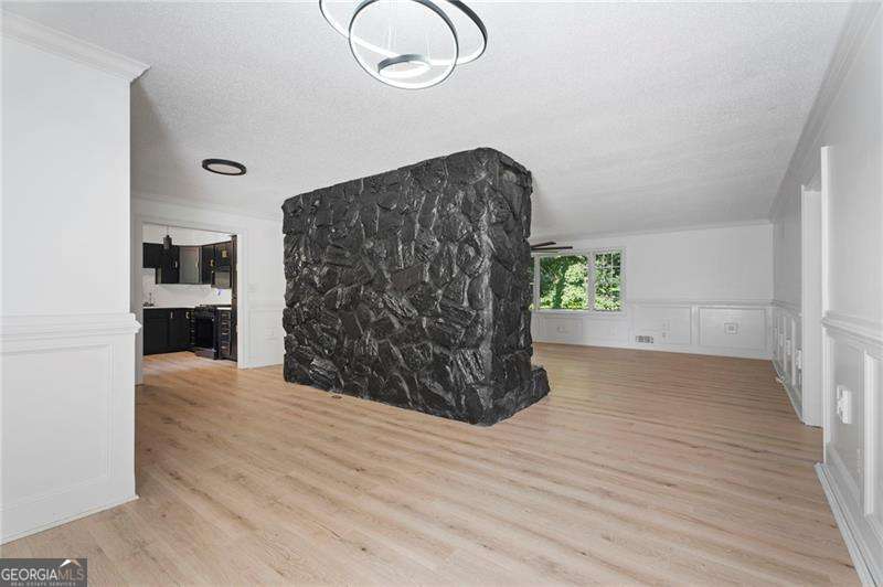 6307 Shallowford Way Property Photo 5