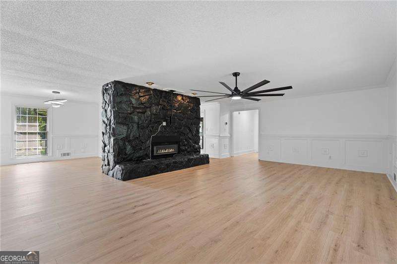 6307 Shallowford Way Property Photo 6