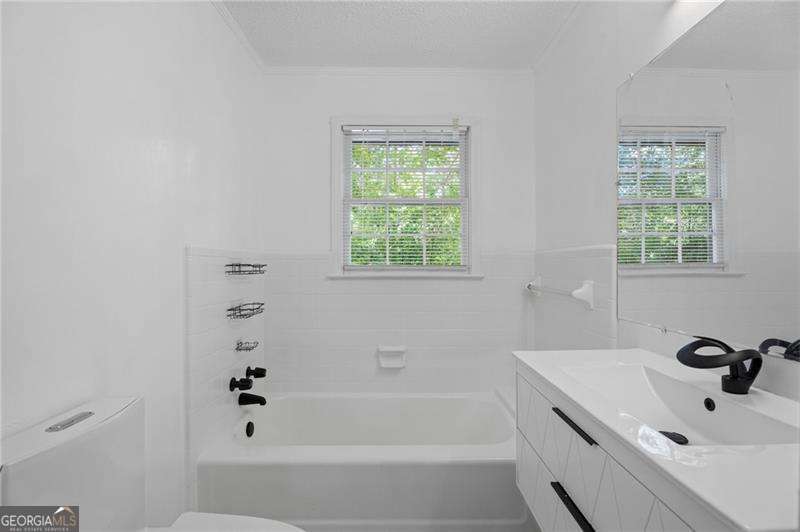 6307 Shallowford Way Property Photo 29