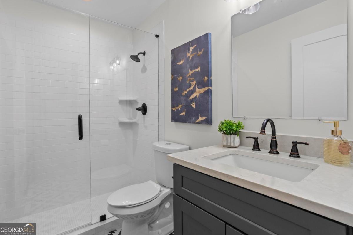 300 Nottingham Drive Property Photo 27