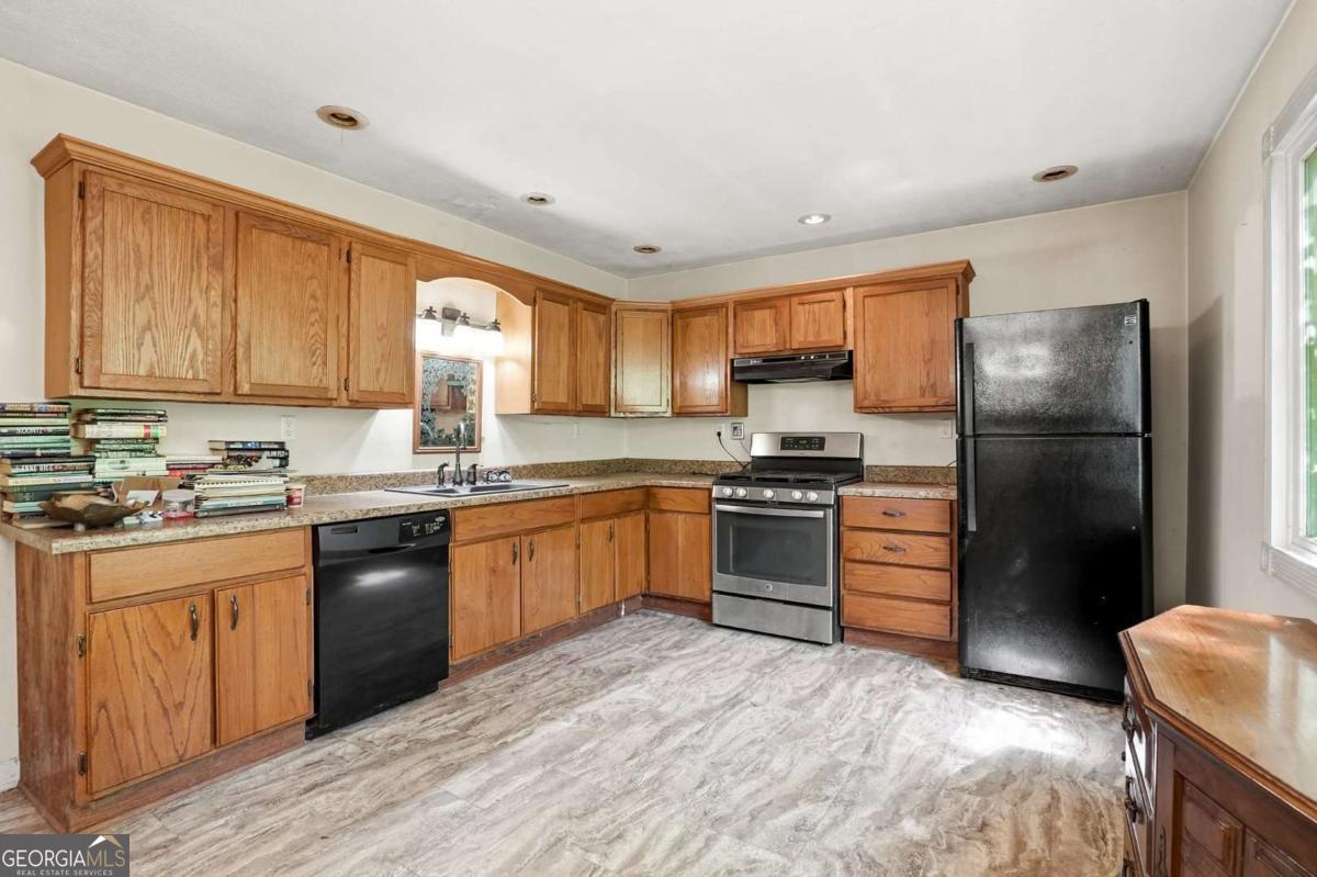 5358 Chigger Hill Circle Property Photo 4